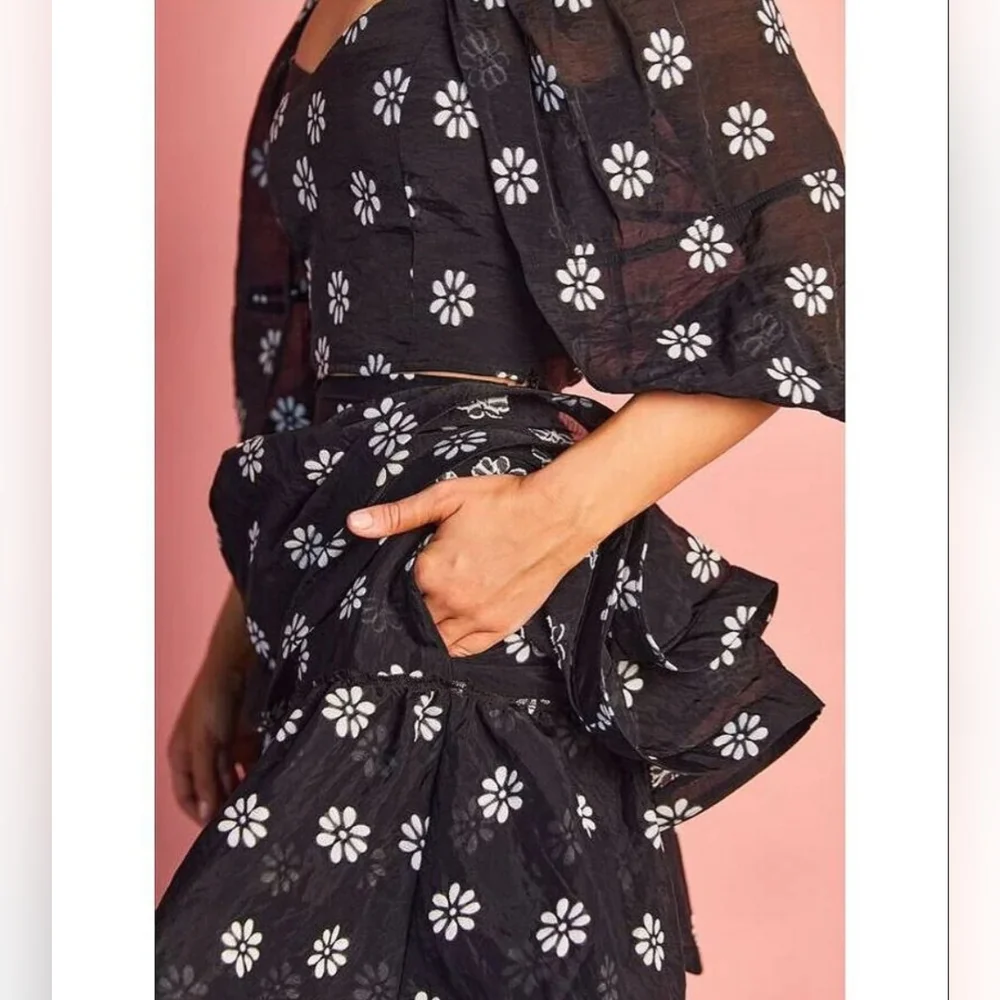 Buru Teagan Tiered Floral Coordinating Midi Skirt - Picture 3 of 11